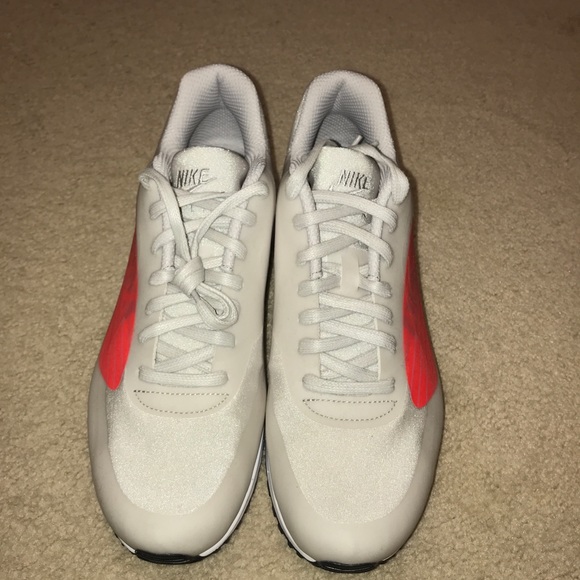 Air Max - Picture 3 of 4